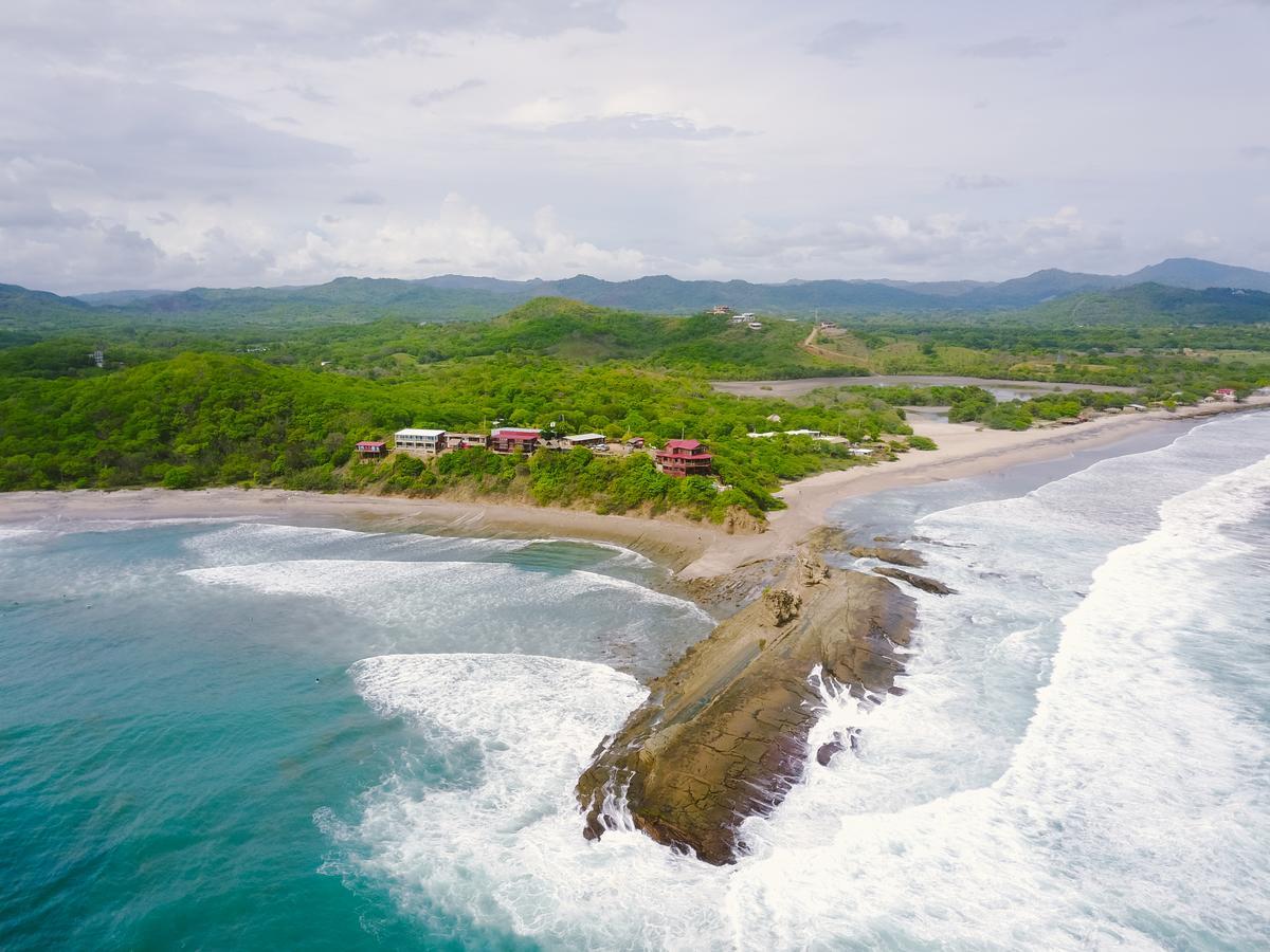 Magnific Rock - Surf Resort & Yoga Retreat Nicaragua Popoyo Exteriör bild